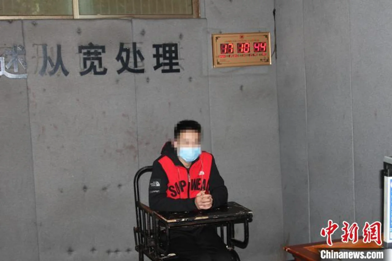 网购口罩却收到菜刀沙子 湖南警方破获网售骗局