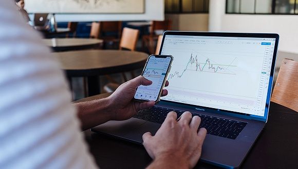 快看｜趣头条二季度营收14.4亿元，净亏损进一步收窄