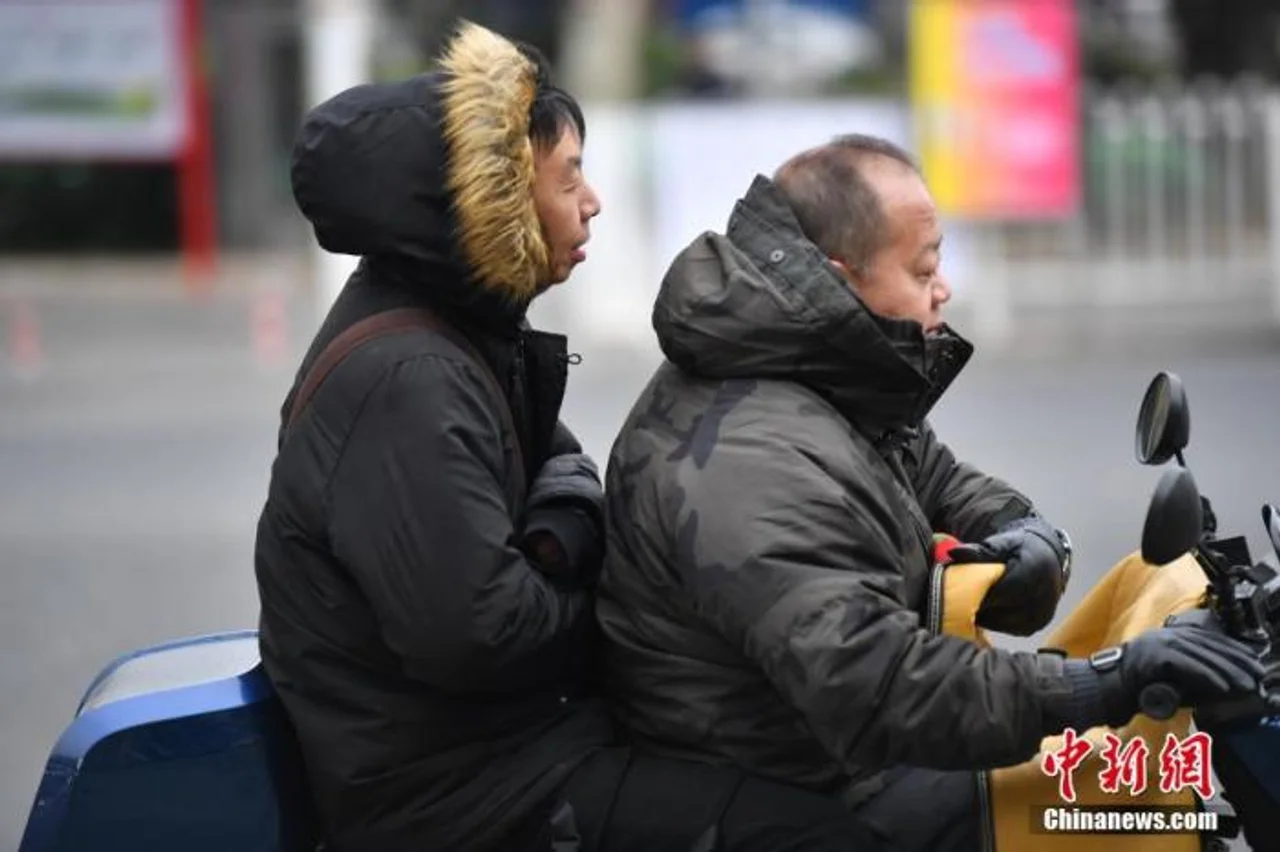 北京今日白天晴间多云 最高气温3℃