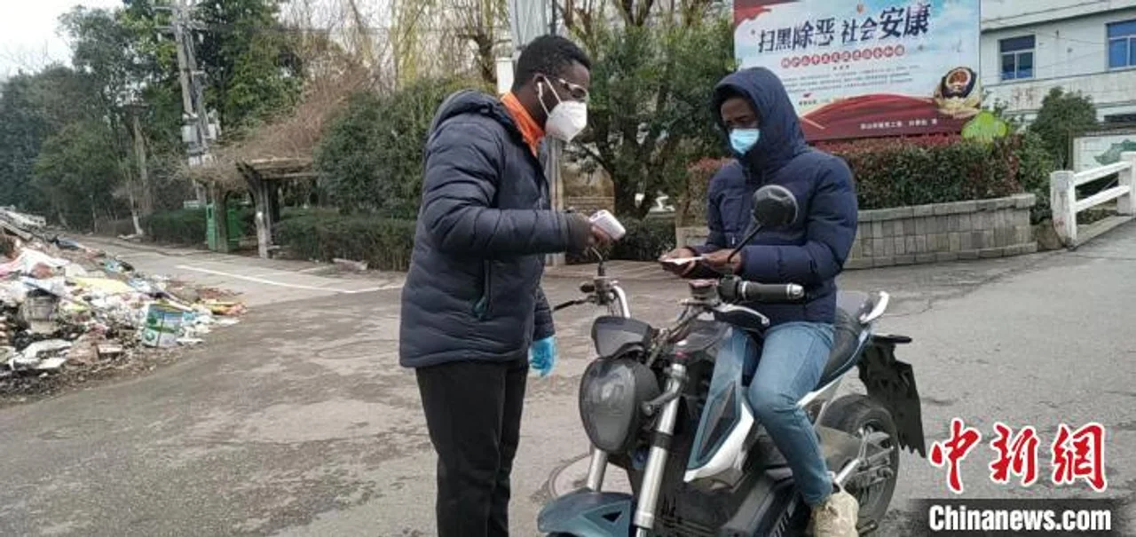 防疫阵地的“国际友人”:支援“疫”线 守护“第二故乡”
