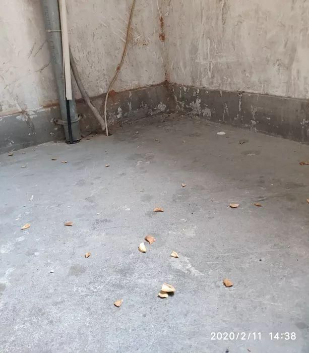 快递无接触配送 她“蹲守到凌晨抢购到的口罩，丢了”