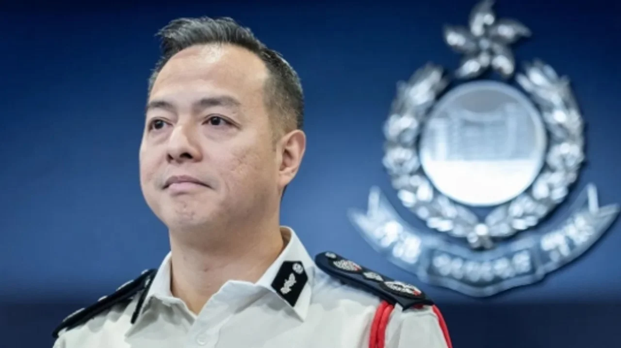 香港警队“一哥”:推动智慧警政,为市民守住“第一道防线”