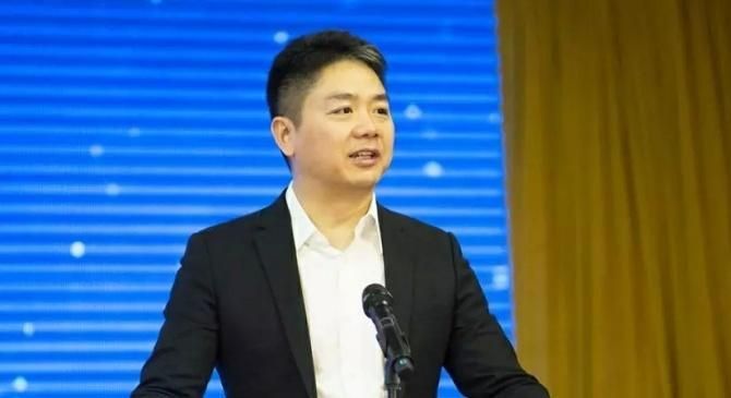 创始人纷纷“隐退” 互联网大厂竞相开启新阶段