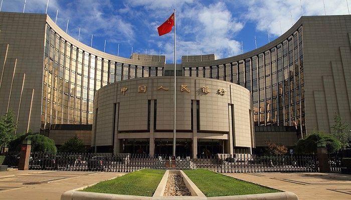 首批27张支付牌照续展结果：支付宝、财付通等24家通过，银联...
