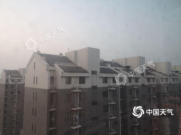 北京阴晴“任性”转换 明日雨雪“叨扰”气温降