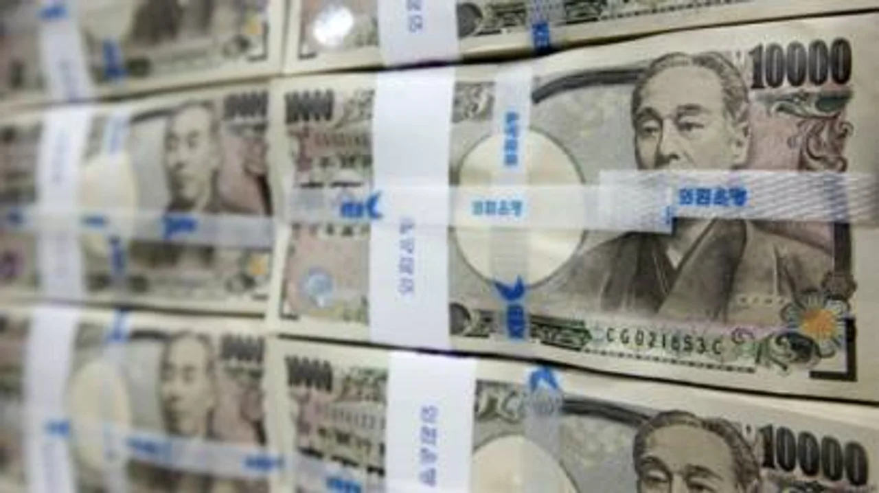 负利率环境下,日本债券收益率仅为0.0000148%但发行火...