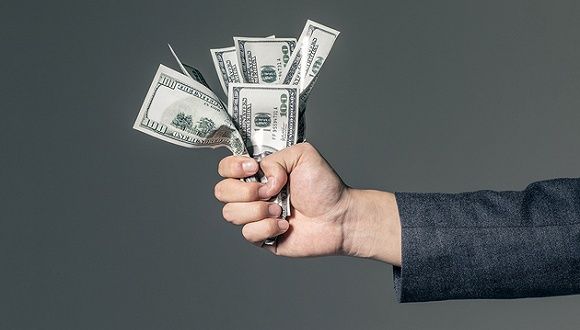 快看 | 财报超预期股价大涨，美团市值超千亿美元