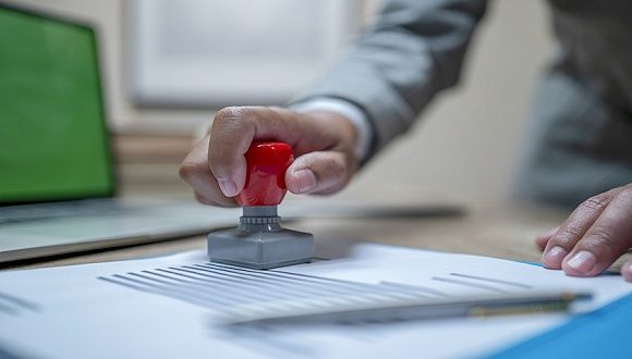 “萝卜章”再现江湖？民生信托：将按约定提前结束该项目