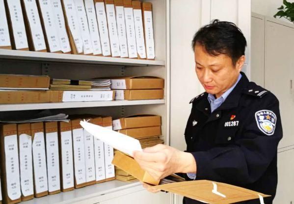 战“疫”一线，他用生命传承英雄精神