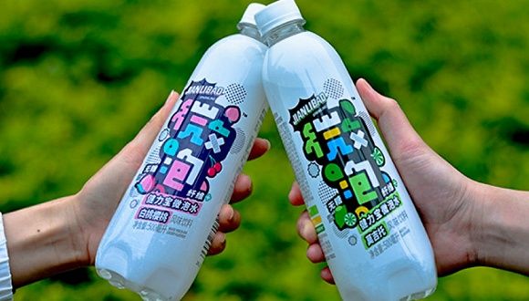 还记得健力宝吗？它推出新品气泡水想要回归大众视野