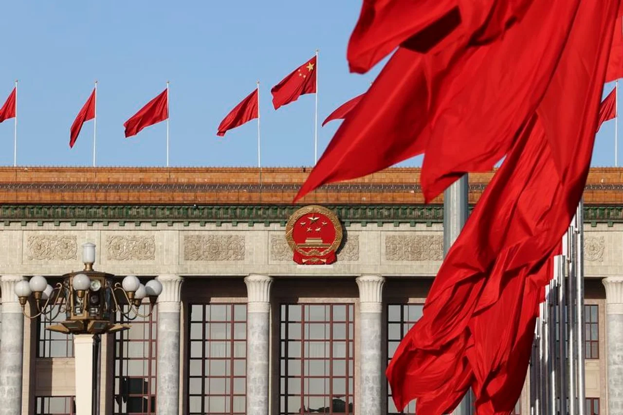 China's sense of responsibility wins applause