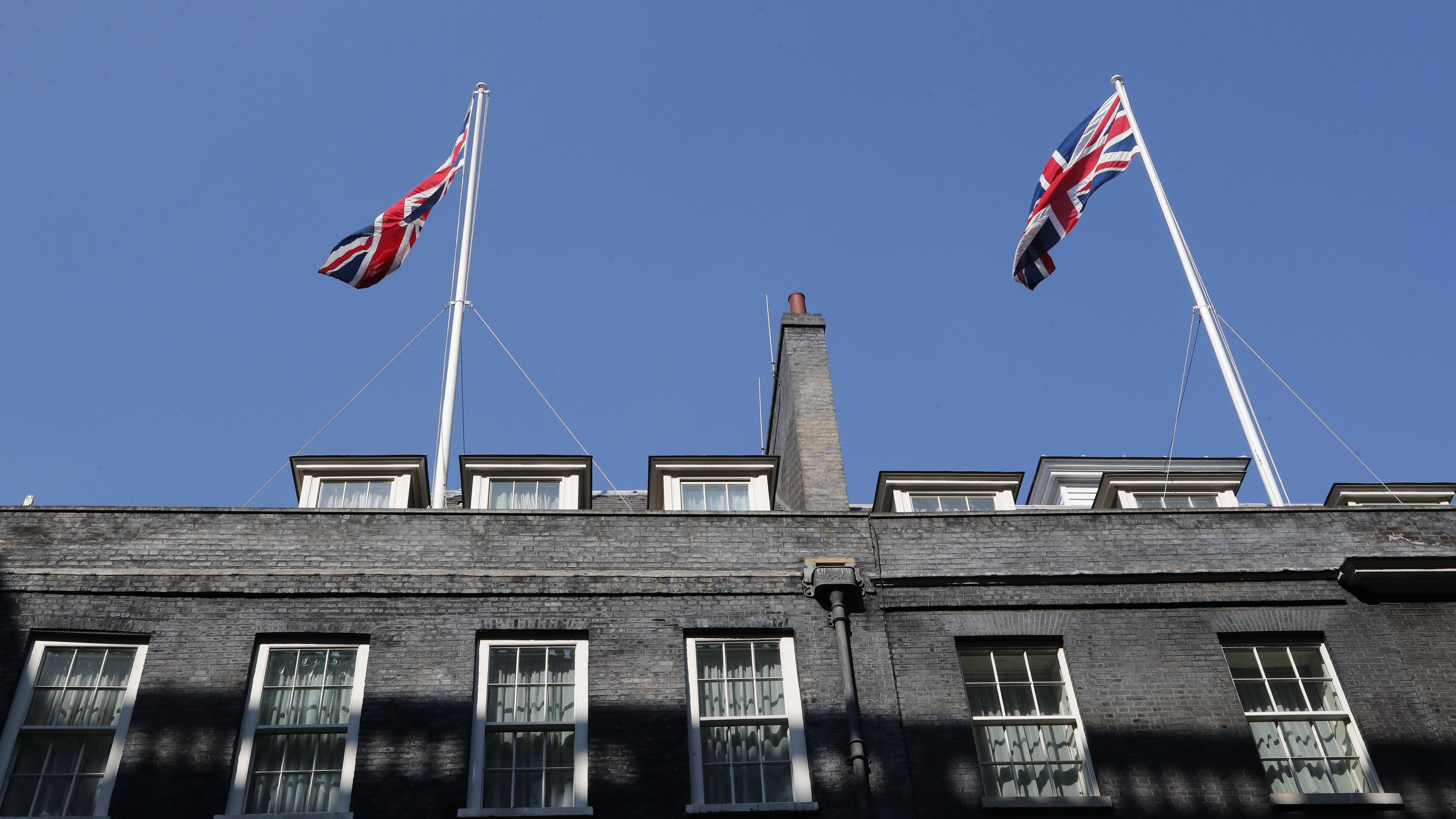 Britain's donation shows the proper way for global health cooperation