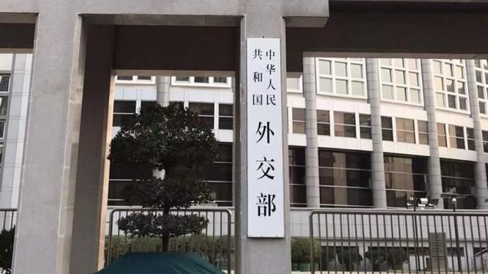 美官员逼迫斯里兰卡选边站，外交部：充满冷战思维霸权心态