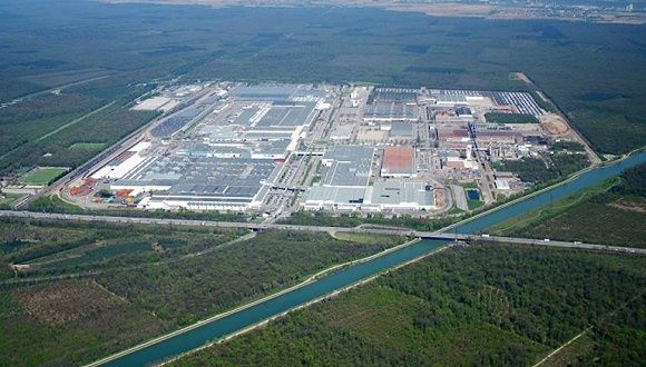 为控制当地疫情对员工的影响，PSA、FCA及福特临时关闭欧洲...