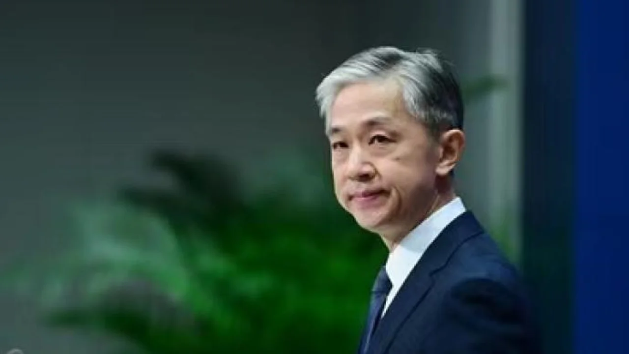 特朗普签“外国公司问责法案”针对中国 ,外交部:坚决反对