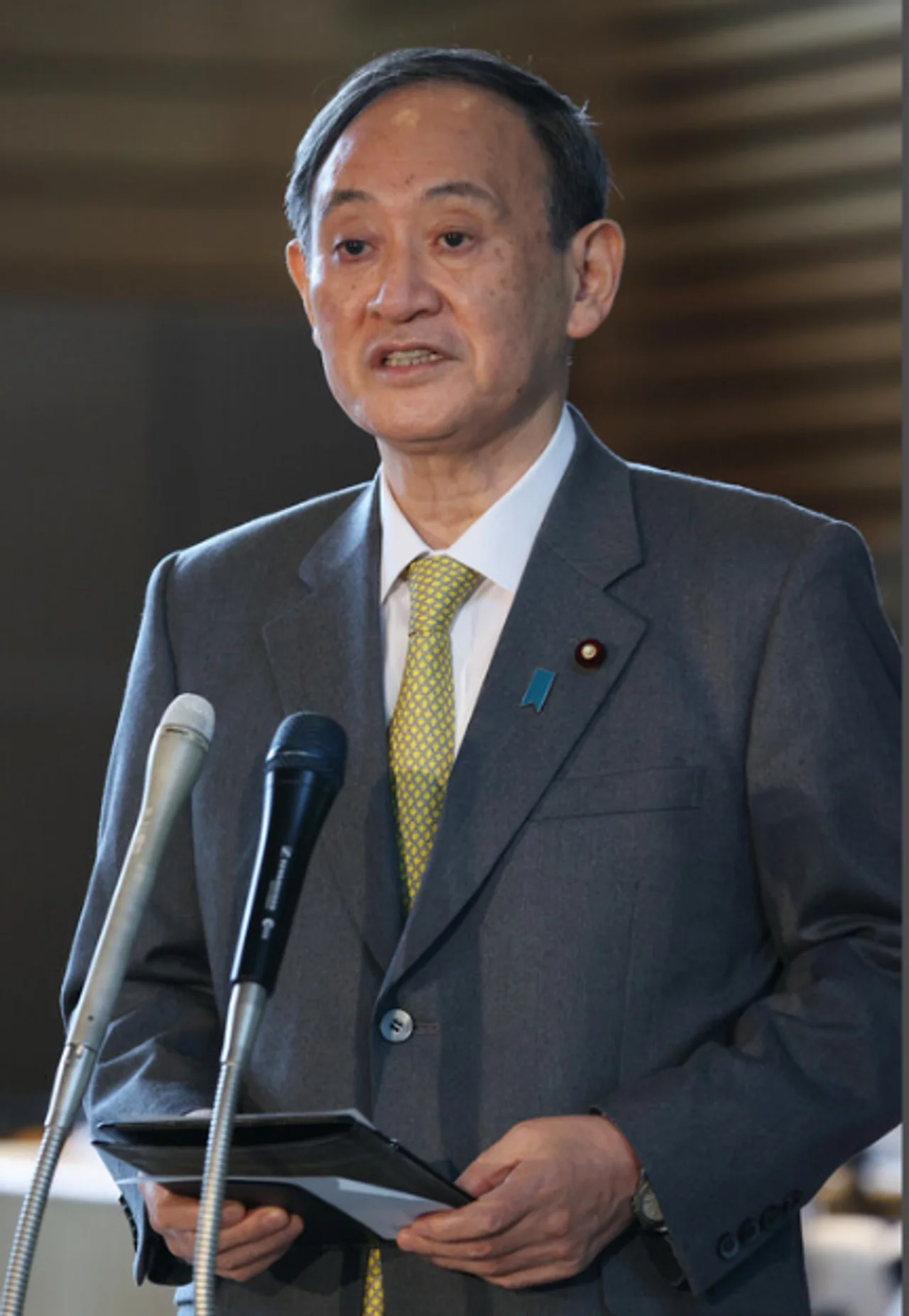 日本首相菅义伟:首都圈一都三县将再次进入紧急状态