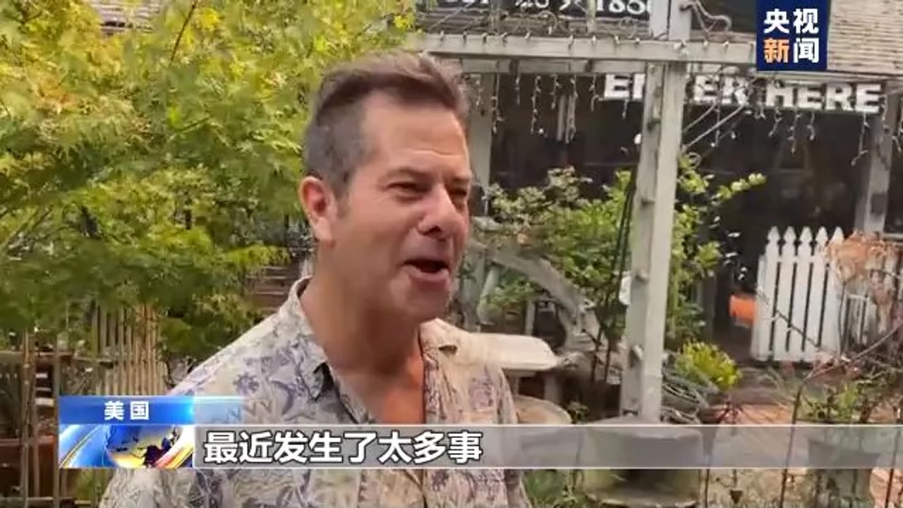 美国加州山火持续蔓延:仍有数百处着火点 已致6人死亡