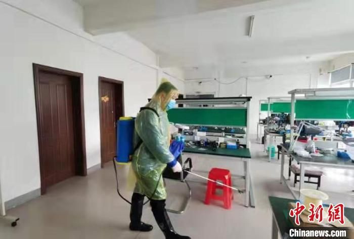 杭州：简化复工手续 推进复工复产 