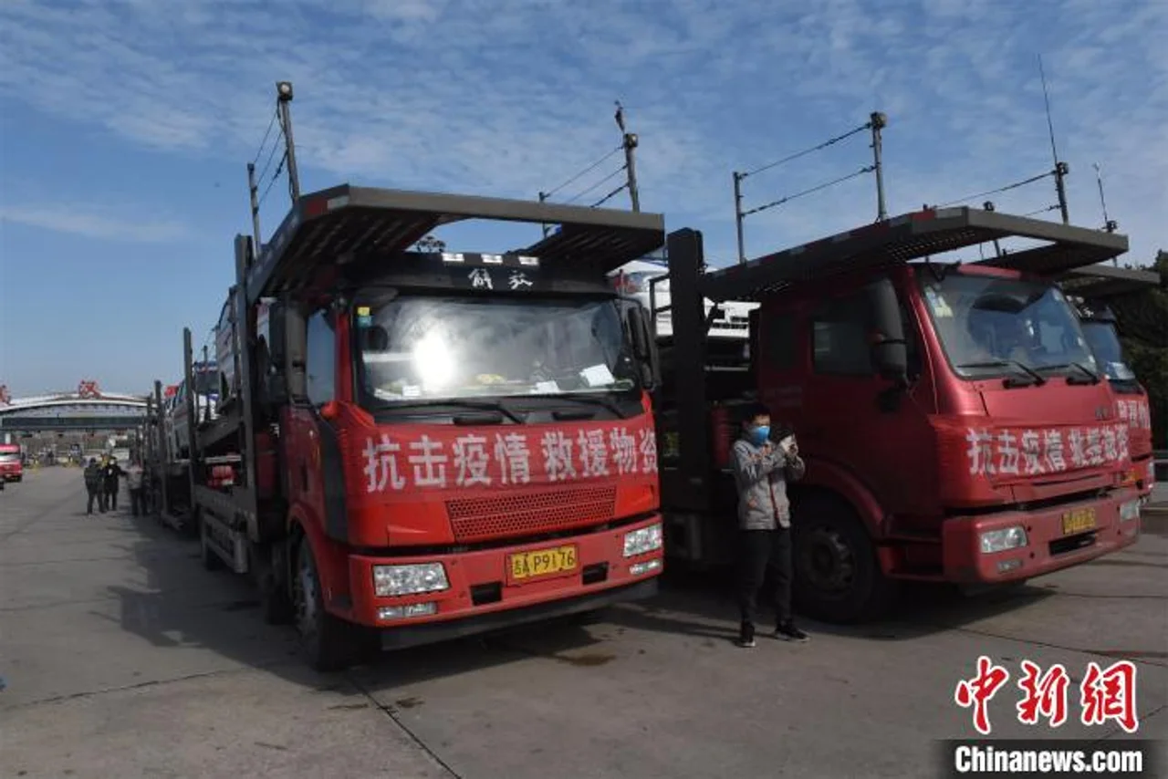 湖北交通部门跨省联手为负压救护车运输护航