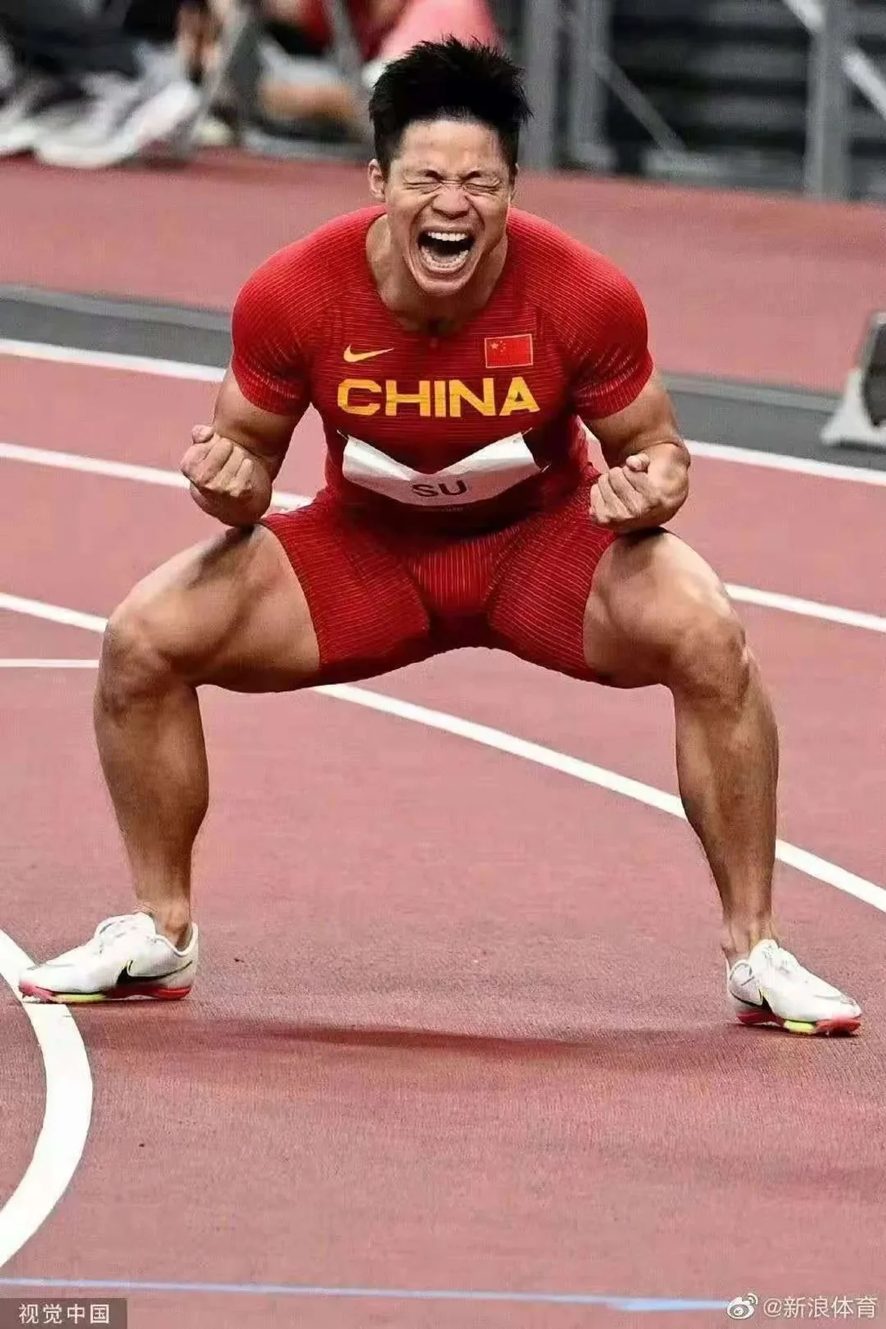 外国网友:中国人能跑这么快!惊了!