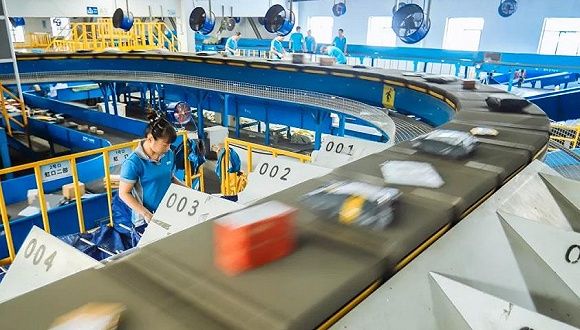 中国快递量2020年将达740亿件，要进村、进厂、出海