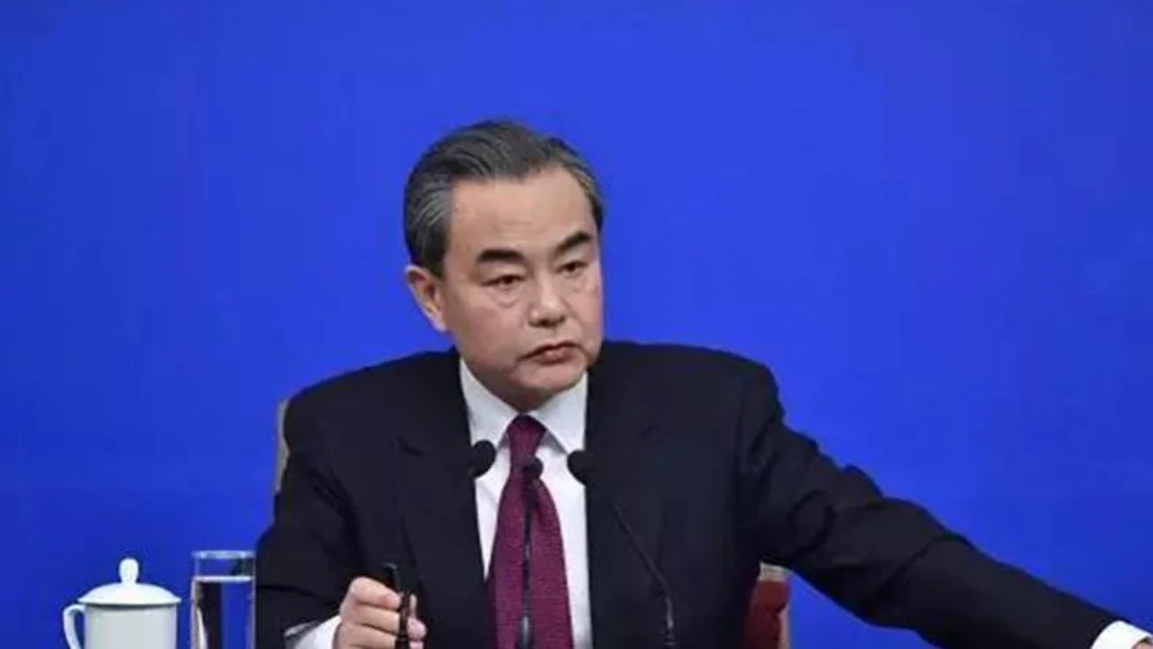 王毅同摩洛哥外交大臣布里达通电话