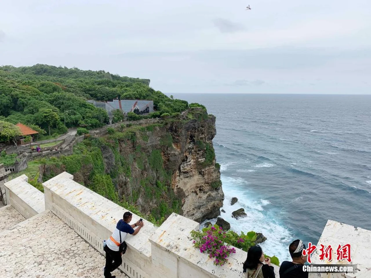 印尼巴厘岛旅游业遭新冠疫情重创