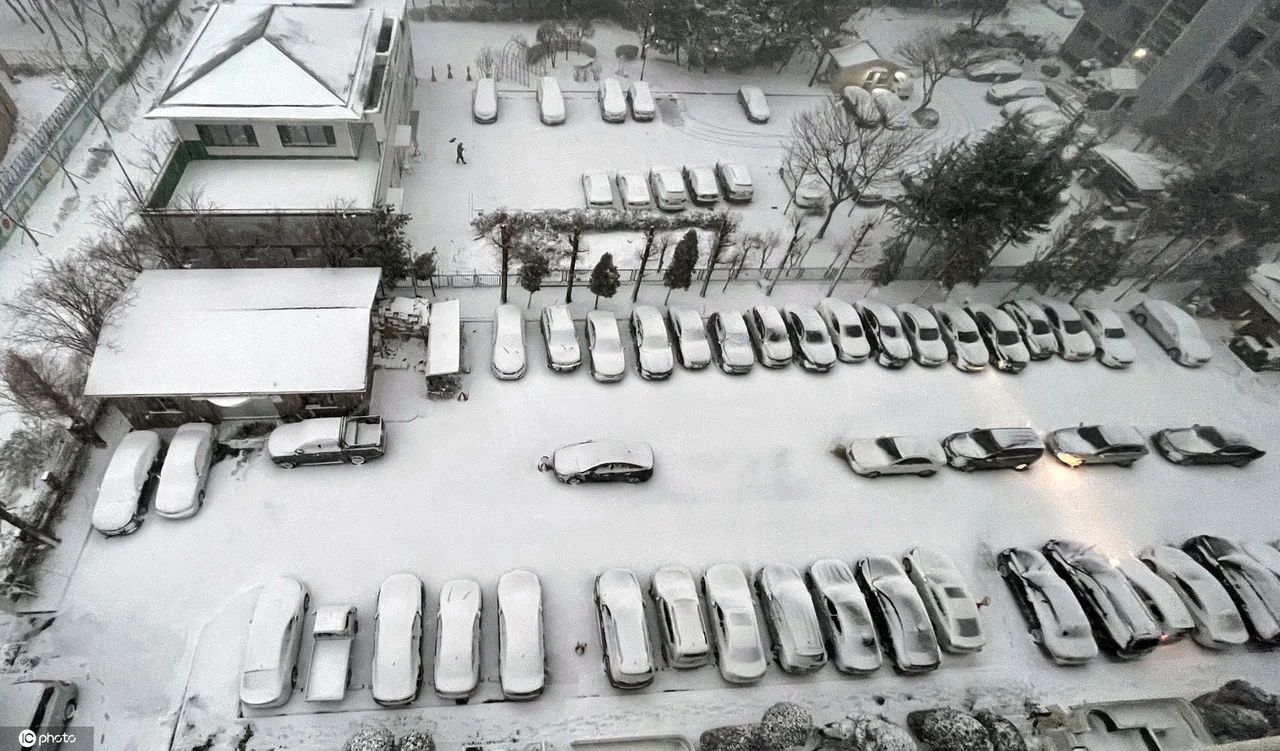 韩国气温骤降 多地迎来大雪银装素裹
