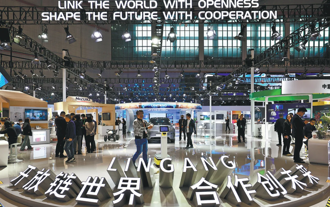 China hailed as key pillar of stability
