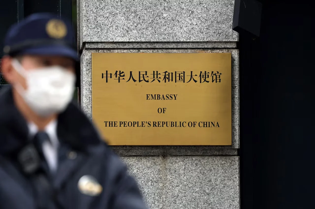 歹徒强闯中国驻日大使馆威胁杀人,中方严正交涉!