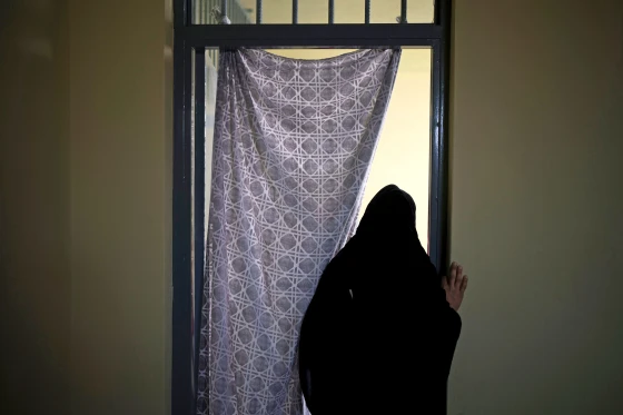 女人不如动物！阿富汗新法律惹众怒