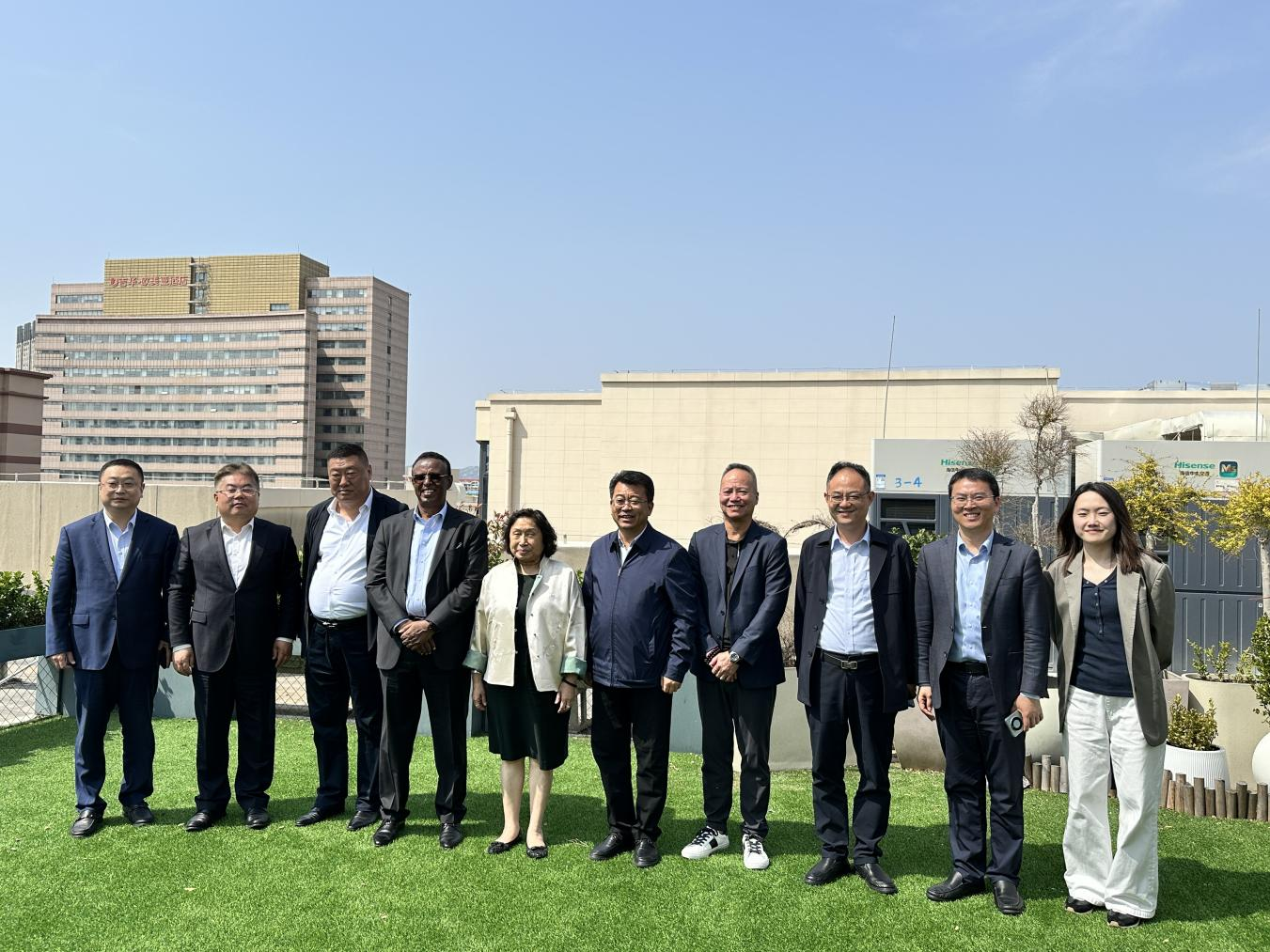 深化南南合作共拓出海新局丨南南国际贸易促进中心考察团到访青岛自贸片区