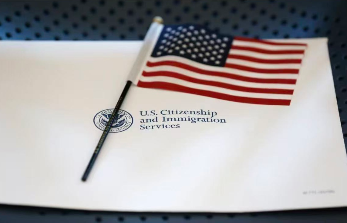 颠覆三观！特朗普要求外国人回原籍国申请绿卡