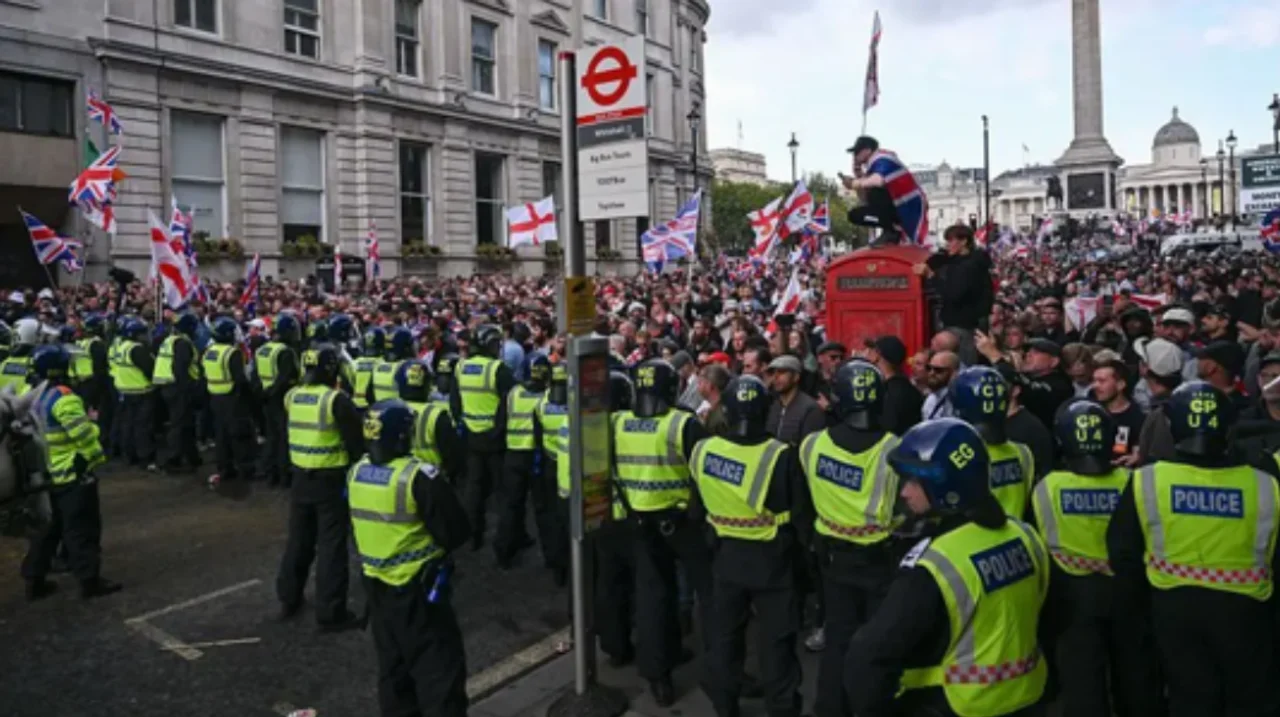 英国国会将派遣4000名警力,应对抗议活动