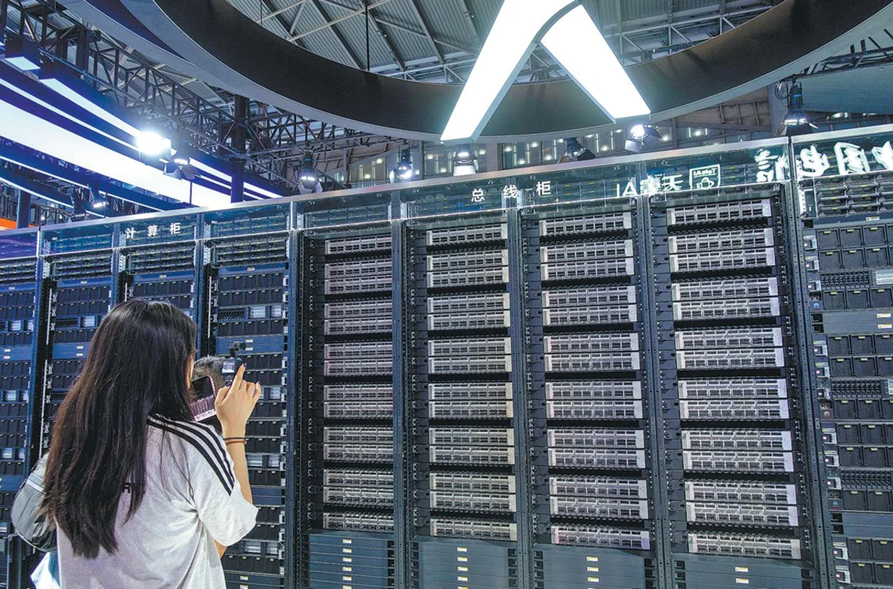 Huawei unveils cutting-edge chip-development framework