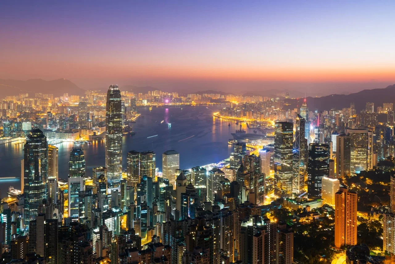 取代瑞士!香港成全球最大跨境财富中心