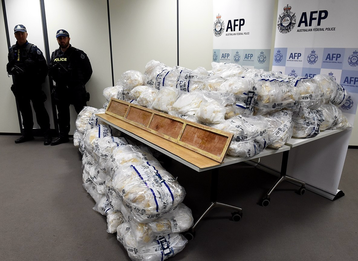 澳洲破获史上最大可卡因走私案，悉尼地下掩体起获2.7吨毒品